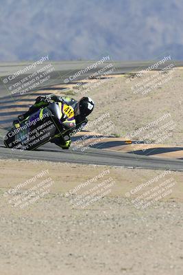 media/Oct-05-2025-CVMA (Sun) [[beeef4f201]]/Race 15-Amateur Formula Middleweight/